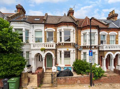 1 Bed Flat, Leander Road, SW2