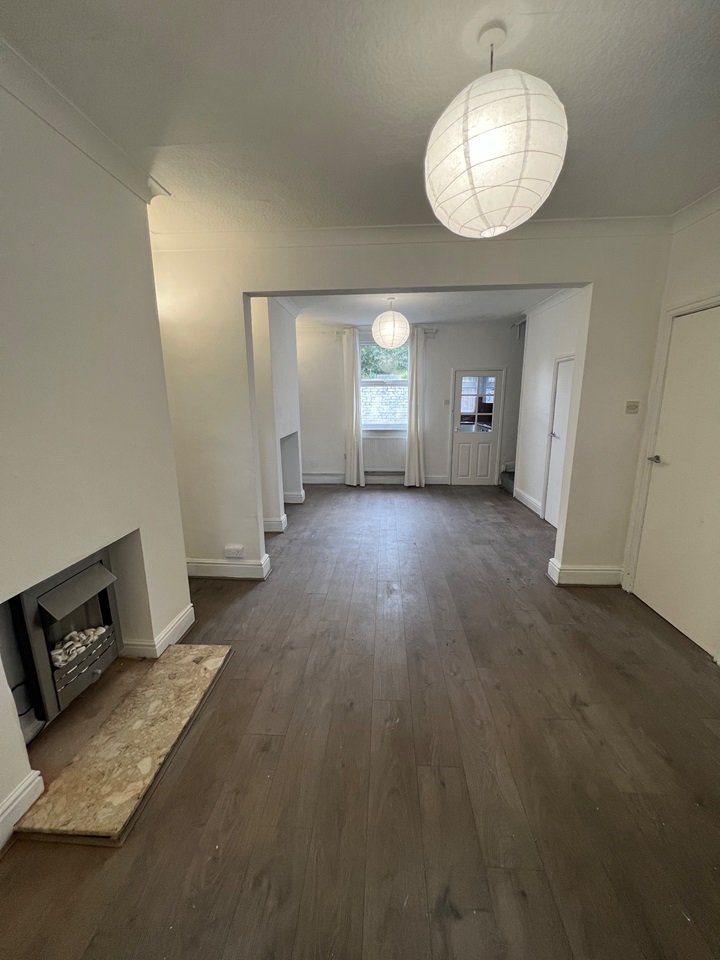 AshtonOnRibble, Preston 2 Bed Terraced House, Fylde Road, PR2 To