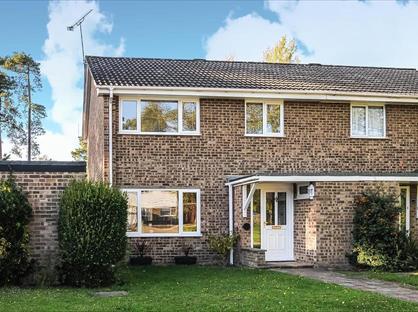 3 Bed Semi-Detached House, Brandon Close, GU15