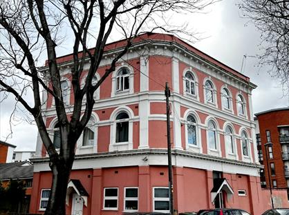 2 Bed Flat, Oldfield Grove, SE16