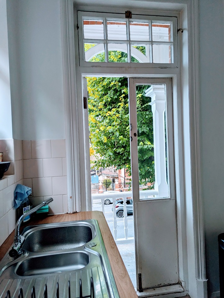 1 Bed Flat, Fourth Avenue, BN3 photo 3