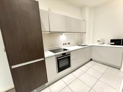 2 Bed Flat, The Co-Operative, CV1
