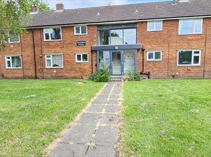 1 Bed Flat, Sumbland House, M27