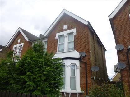 2 Bed Flat, Brigstock Road, CR7