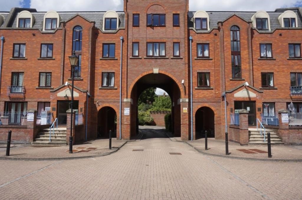 Additional image 10 of 2 Bed Flat, Greys Court, RG1, N1 7GU