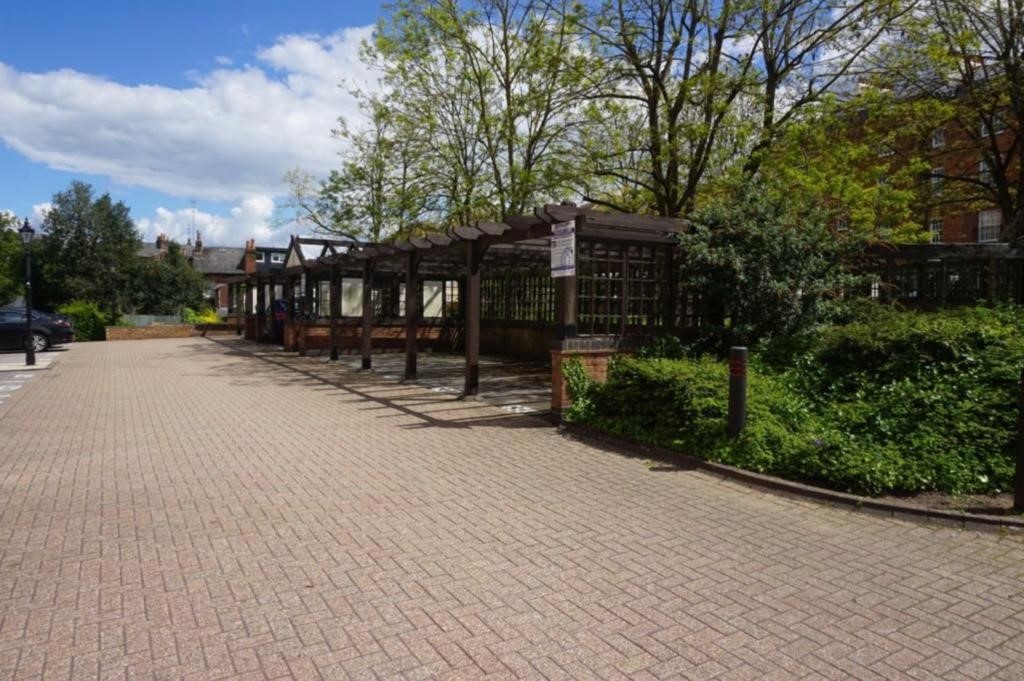 Additional image 11 of 2 Bed Flat, Greys Court, RG1, N1 7GU