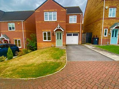 3 Bed Detached House, Bellcross Way, S71