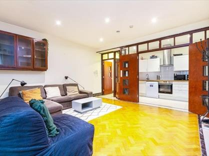 2 Bed Flat, Oakley Street, SW3