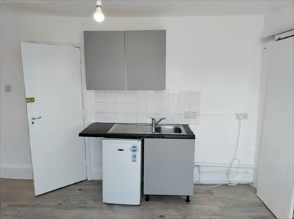 Room in a Shared House, Whittington Road, N22