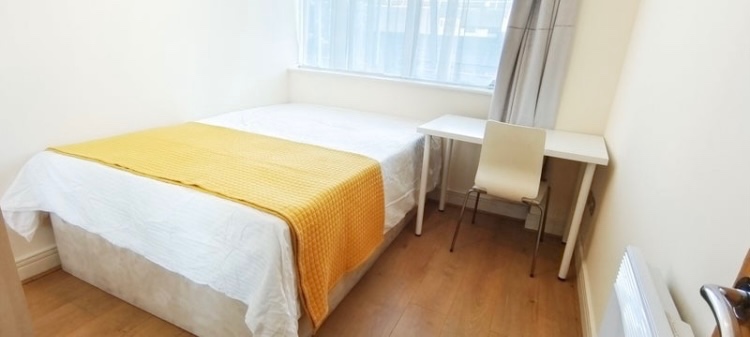 London - 2 Bed Flat, Gerry Raffles Square, E15 - To Rent Now for £2,100 ...