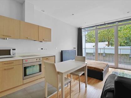 Studio Flat, Oswald Building, SW11