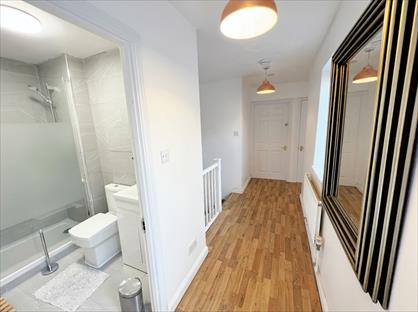 Room in a Shared House, Heron Drive, N4