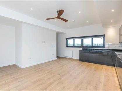 2 Bed Flat, Cricklewood Broadway, NW2