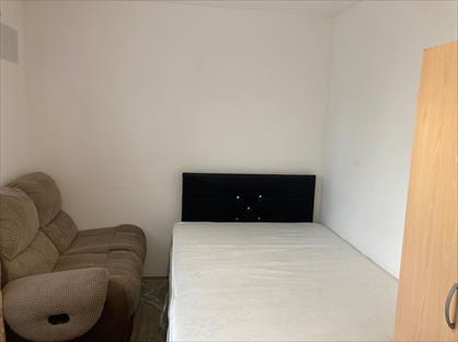 Studio Flat, Goldbeaters Grove, HA8