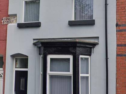 3 Bed Terraced House, Rossett Street, L6