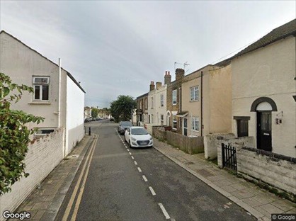 2 Bed Detached House, Saunders Street, ME7