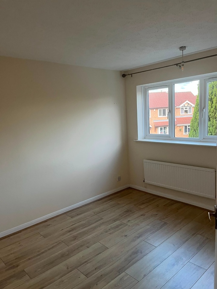 3 Bed End Terrace, Wheat Close, NG8 photo 5