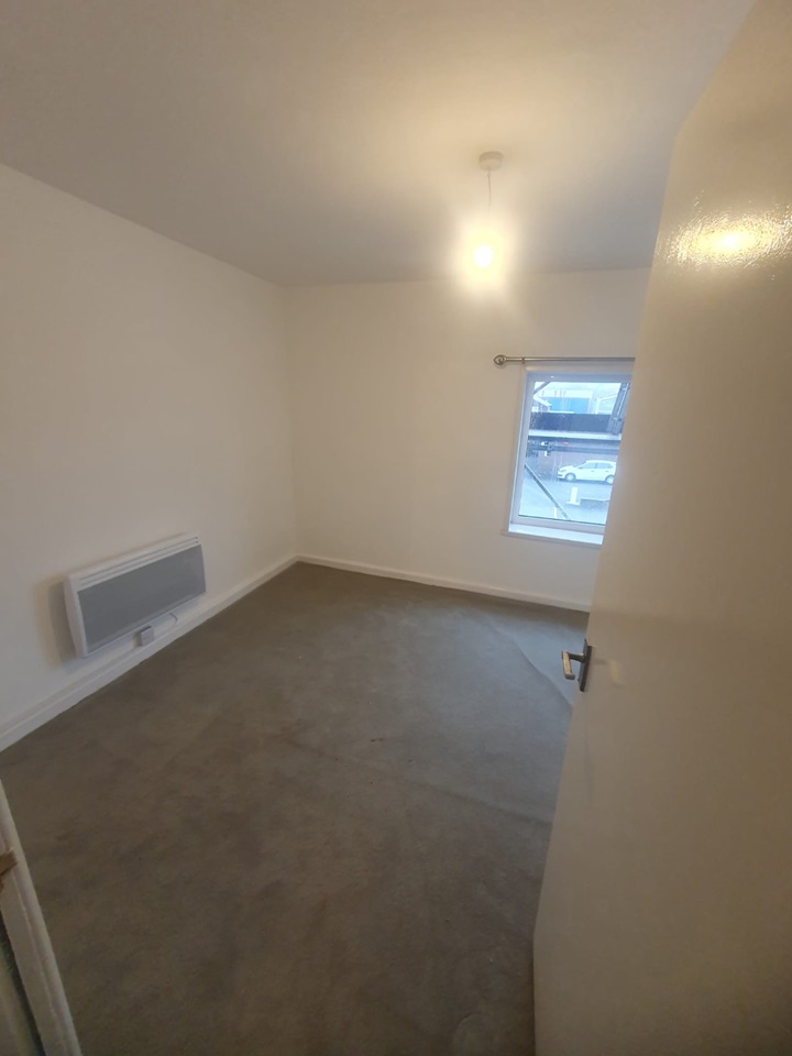 Blackburn 1 Bed Flat, Whalley Banks, BB2 To Rent Now for £500.00 p/m