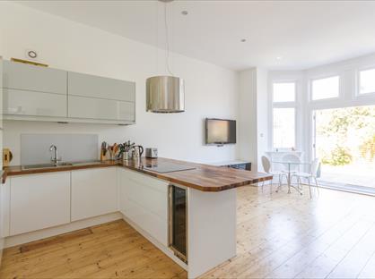 3 Bed Flat, Oakdale Road, SW16