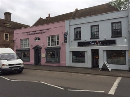 1 Bed Flat, High Street, TN28