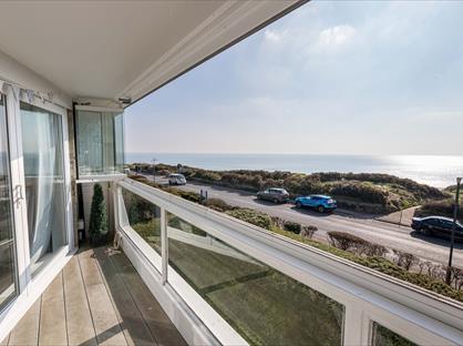 2 Bed Flat, Southbourne, BH6