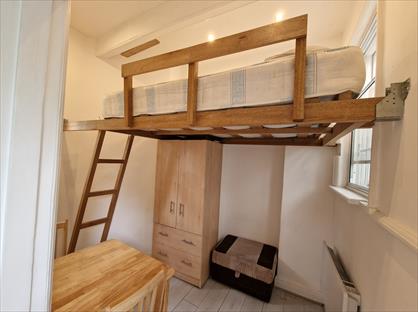 Studio Flat, Finchley Road, NW3