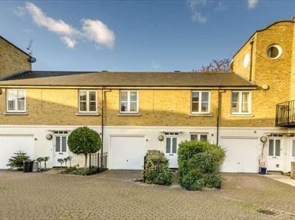 2 Bed Terraced House, Old Dairy Mews, SW12