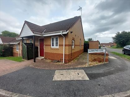 2 Bed Bungalow, Glenrothes Close, LE3