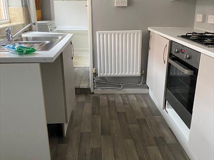 2 Bed Maisonette, Caris Street, NE8