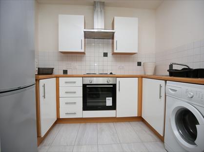 2 Bed Flat, Hever Hall, CV1