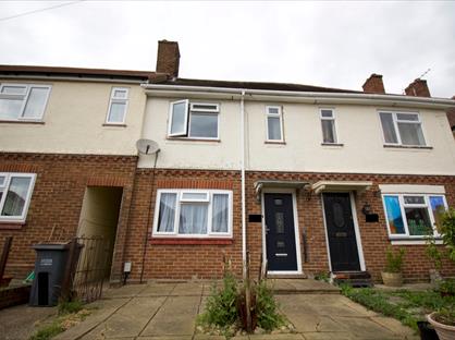 2 Bed Terraced House, Putteridge Road, LU2