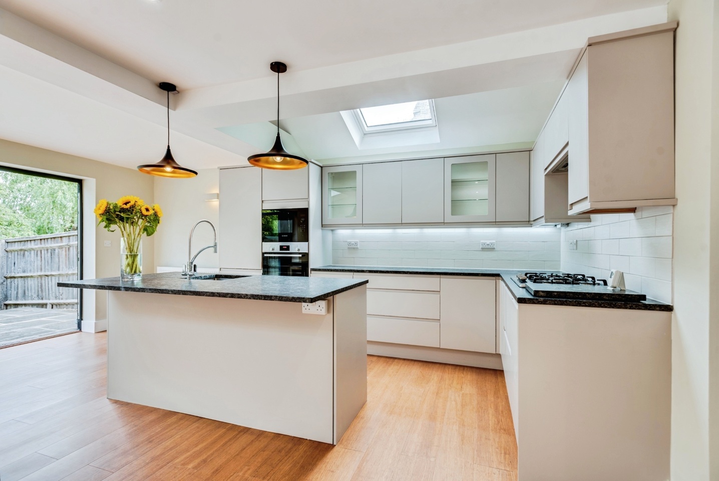 4 Bed Detached House, Old Road, OX3 photo 3