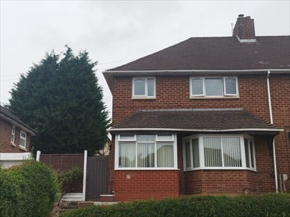 4 Bed Semi-Detached House, Talbot Road, DY2