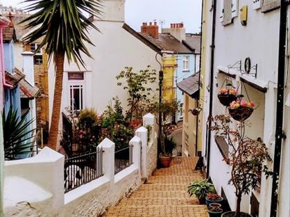 5 Bed End Terrace, Temperance Place, TQ5