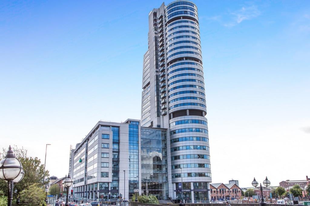 1 Bed Flat, Bridgewater Place, LS11