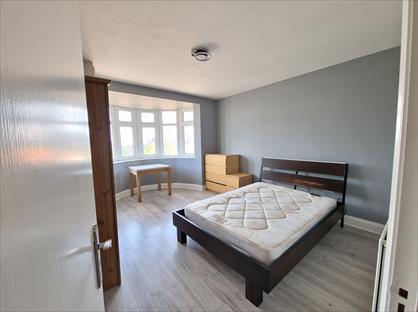 2 Bed Flat, Wembley Hill Road, HA9