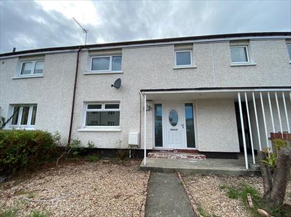 3 Bed Terraced House, Hunter Drive, KA12