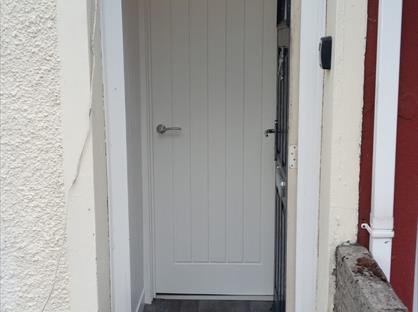 3 Bed Terraced House, Caerbryn Terrace, SA18