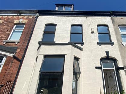 5 Bed Terraced House, Alton Road, L6