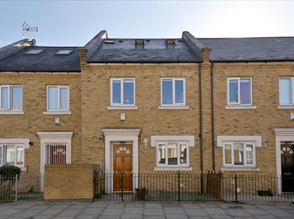 6 Bed Terraced House, Oban Street, E14