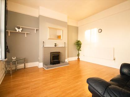 2 Bed Terraced House, Fosse Road North, LE3