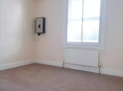 4 Bed Flat, Brent View House, NW11