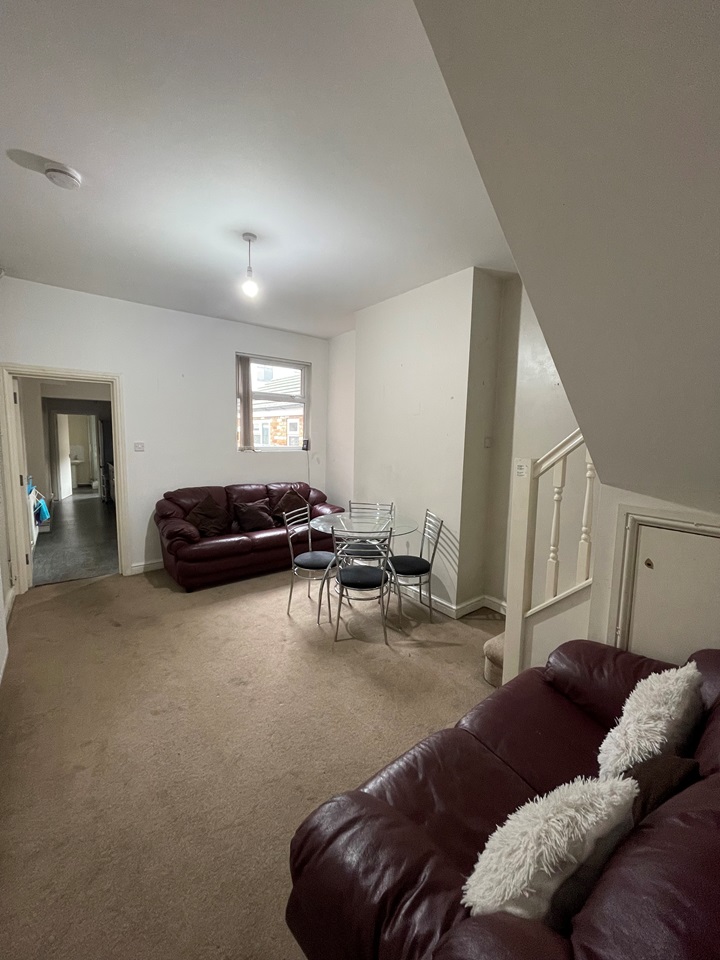Additional image 2 of 2 Bed Terraced House, Welford Road, LE2, N1 7GU