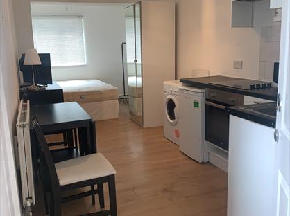 Studio Flat, Oakley Square, NW1