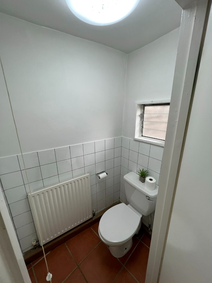 London Studio Flat, Crayford Road, N7 To Rent Now for £1,100.00 p/m