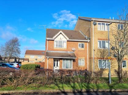 1 Bed End Terrace, Barnum Court, SN2