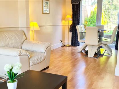 3 Bed End Terrace, Newmarket Way, RM12