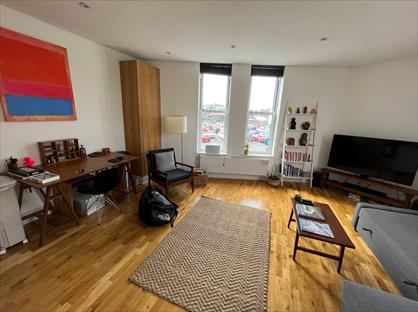 1 Bed Flat, Balham, SW12