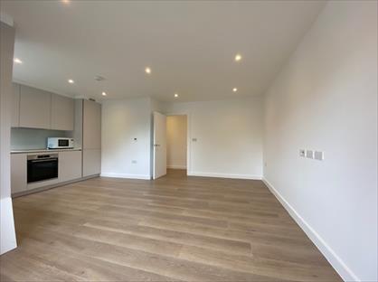 1 Bed Flat, Crouch End Hill, N8