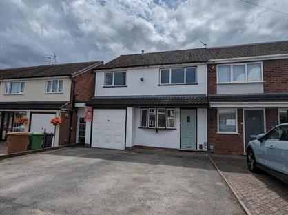3 Bed Semi-Detached House, Kinross Crescent, B43